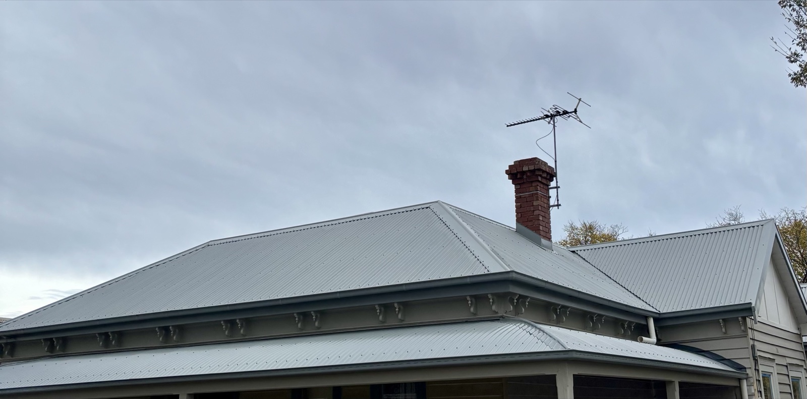 Heritage verandah re-roof — Heasly & Son patios and pergolas Melbourne