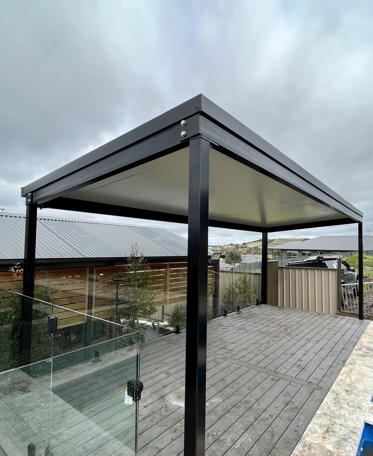 Modern freestanding pergola — Heasly & Son patios and pergolas Melbourne