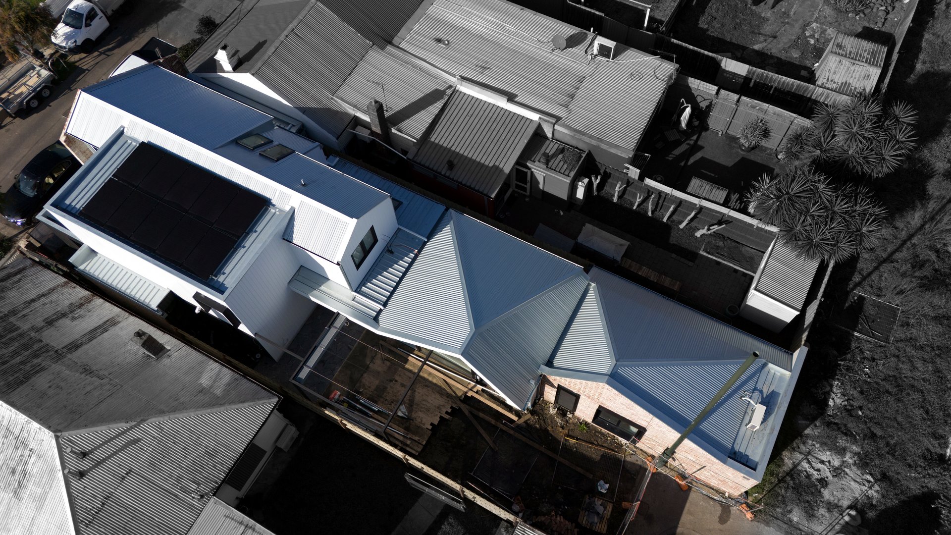 How Long Does a Roof Replacement Take in Melbourne?