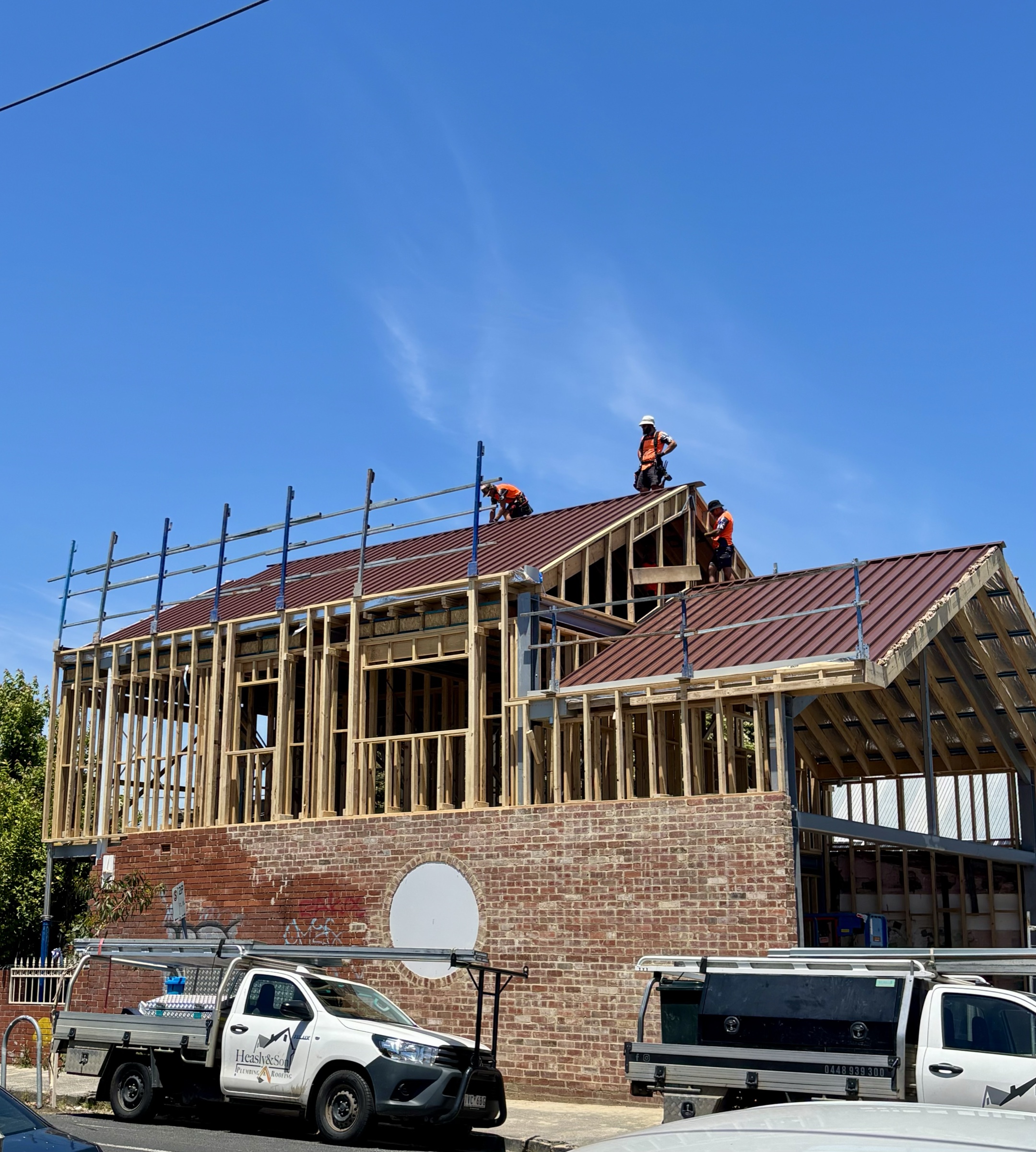 Heasly & Son crew on a new build in Abbotsford Melbourne