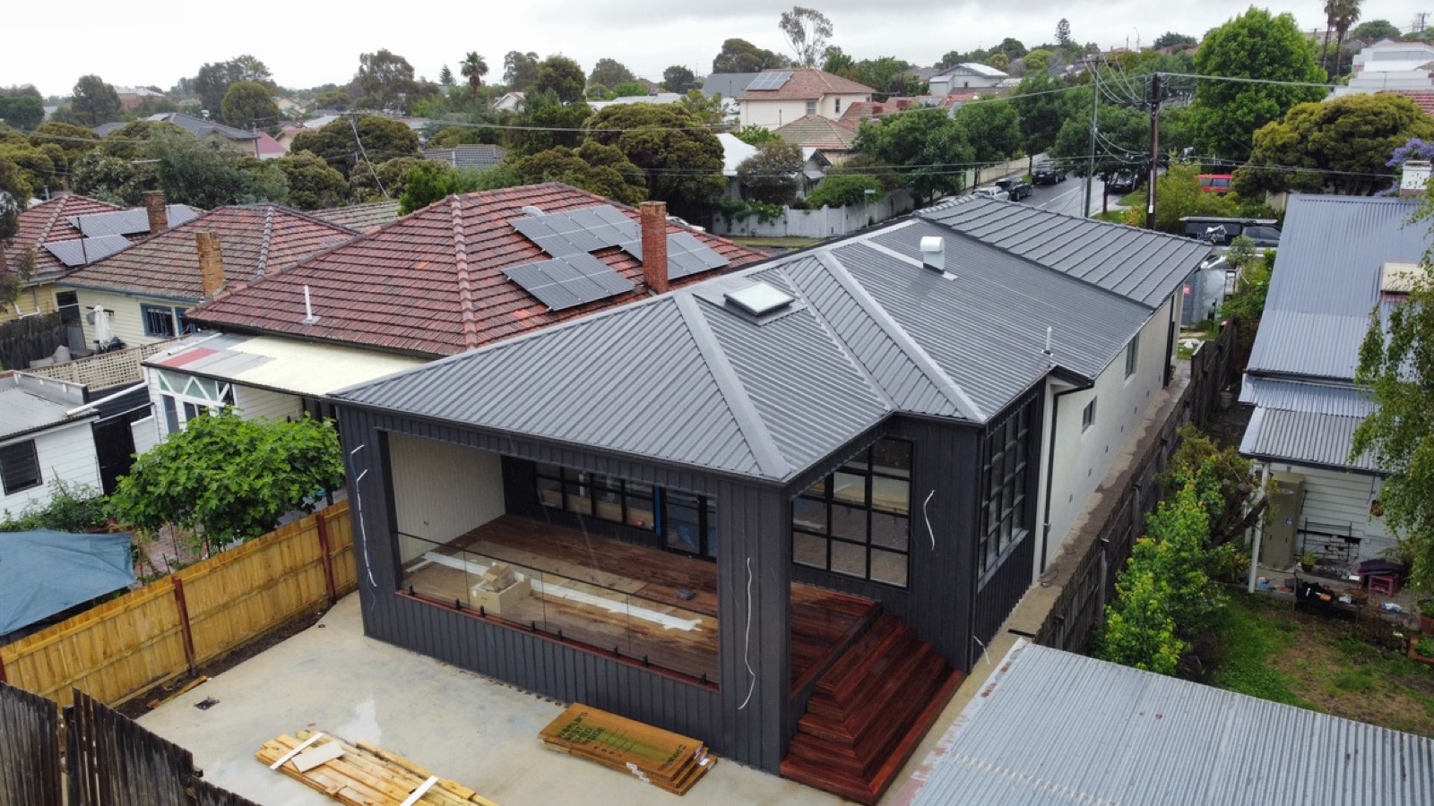 Preston modern new build — Heasly & Son new home roofing Preston Melbourne
